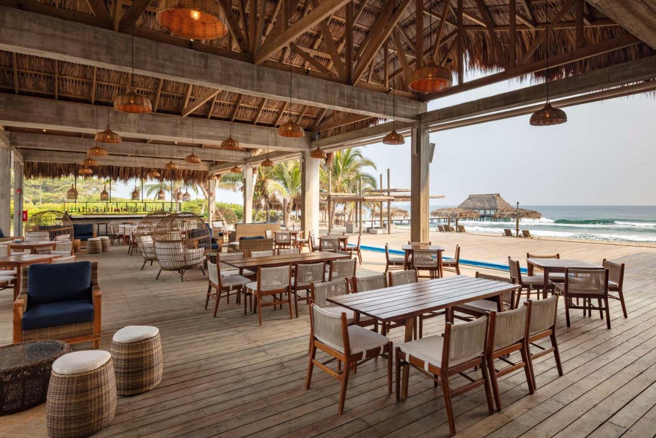 Indura Beach & Golf Resort Curio Collection By Hilton Tela Exterior photo