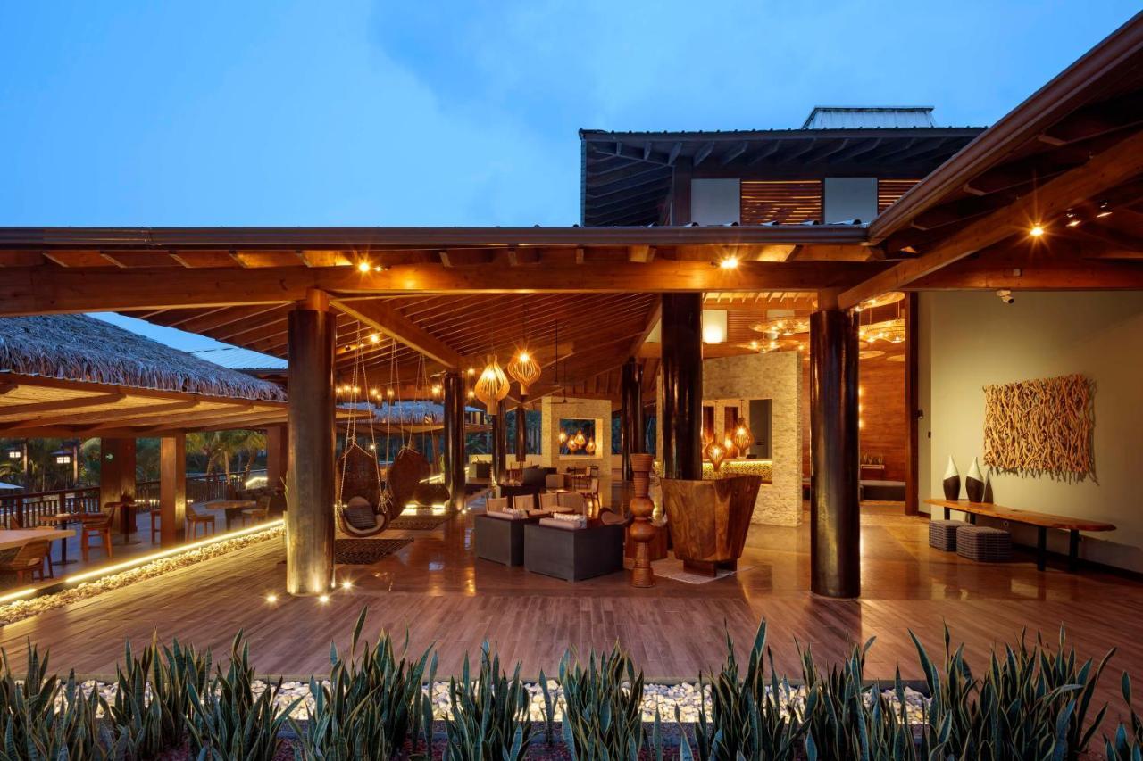 Indura Beach & Golf Resort Curio Collection By Hilton Tela Exterior photo