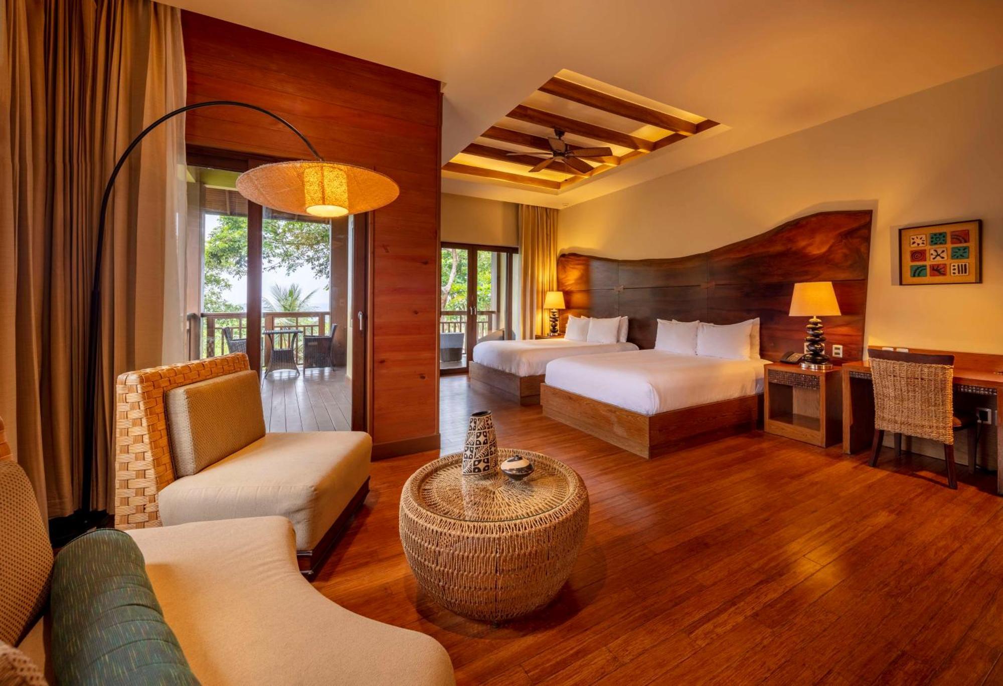 Indura Beach & Golf Resort Curio Collection By Hilton Tela Exterior photo